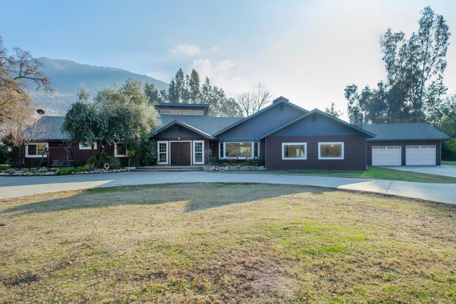 25899 East Trimmer Springs Road Sanger, CA 93657 - Photo 1 of 31 Gallery Image 1