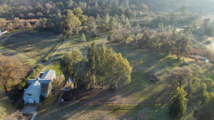 25899 East Trimmer Springs Road Sanger, CA 93657 - Photo 14 of 31 Gallery Image 14