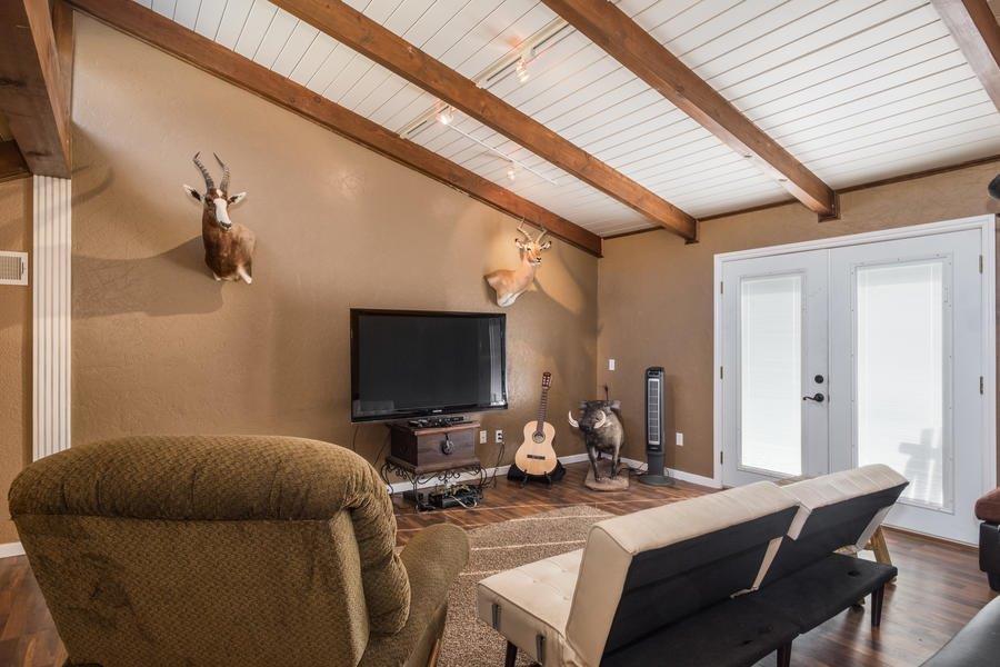 25899 East Trimmer Springs Road Sanger, CA 93657 - Photo 17 of 31 Gallery Image 17