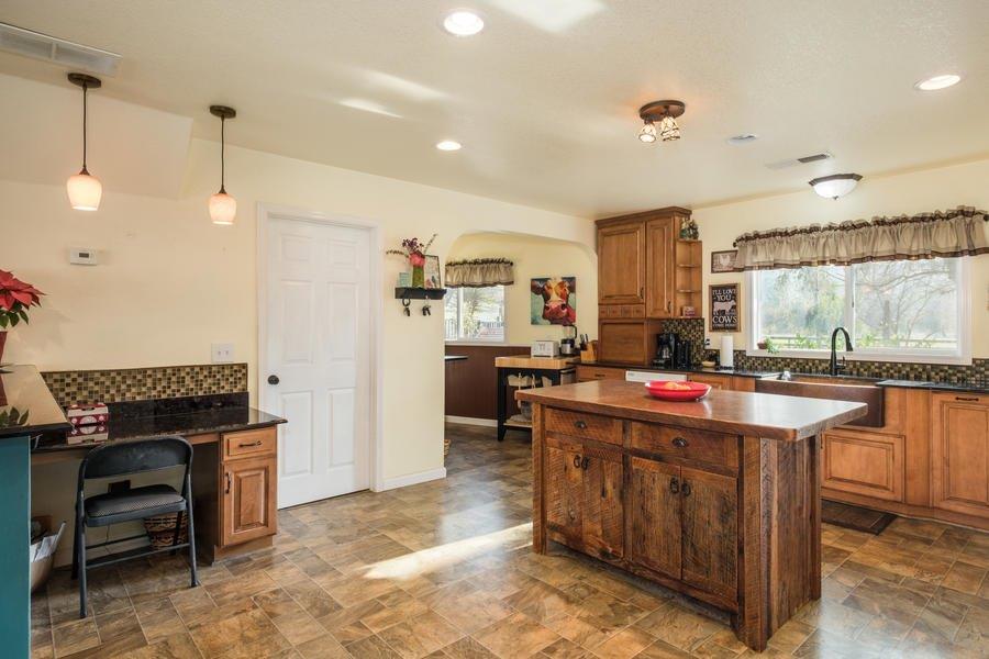 25899 East Trimmer Springs Road Sanger, CA 93657 - Photo 21 of 31 Gallery Image 21