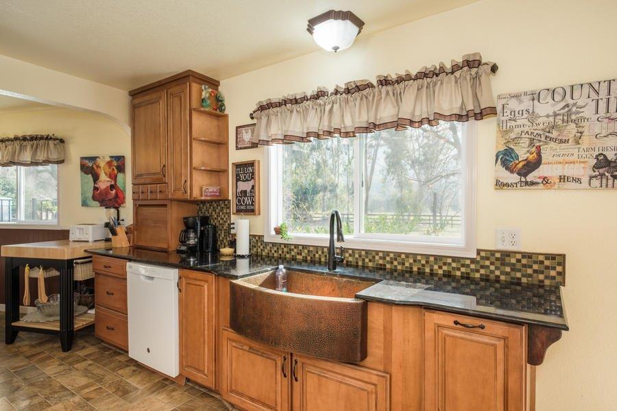 25899 East Trimmer Springs Road Sanger, CA 93657 - Photo 22 of 31 Gallery Image 22