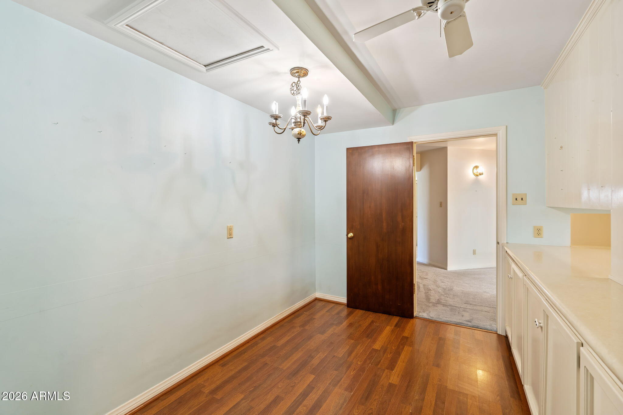 102 East Bethany Home Road Phoenix, AZ 85012 - Photo 15 of 29 25-web-or-mls-DSC_8025
