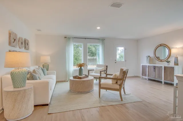 $2,300 | 4756 Eagles Rdg Road, Pace, FL 32571