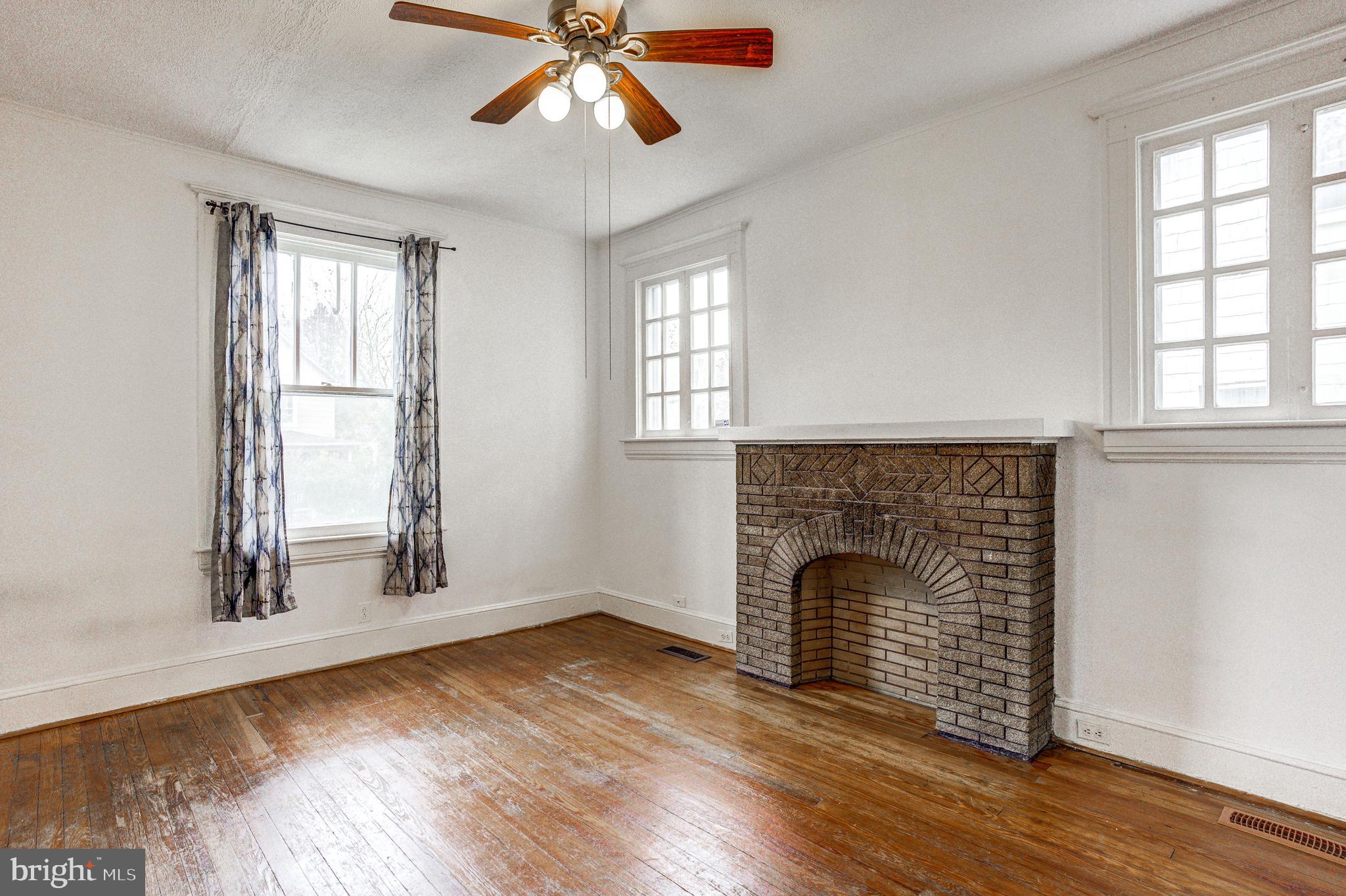 2505 Hamilton Avenue Baltimore, MD 21214 - Photo 11 of 30