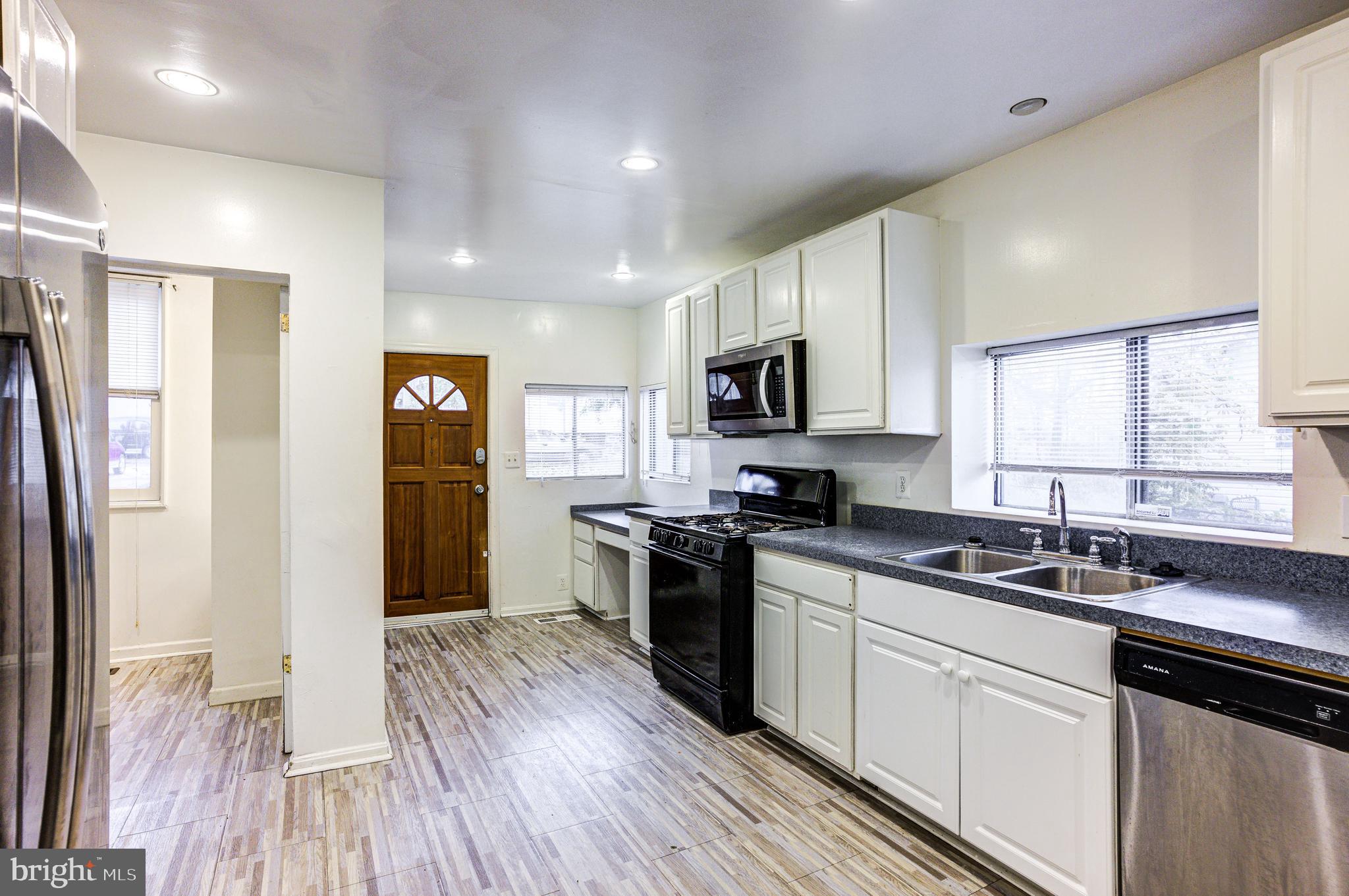 2505 Hamilton Avenue Baltimore, MD 21214 - Photo 15 of 30