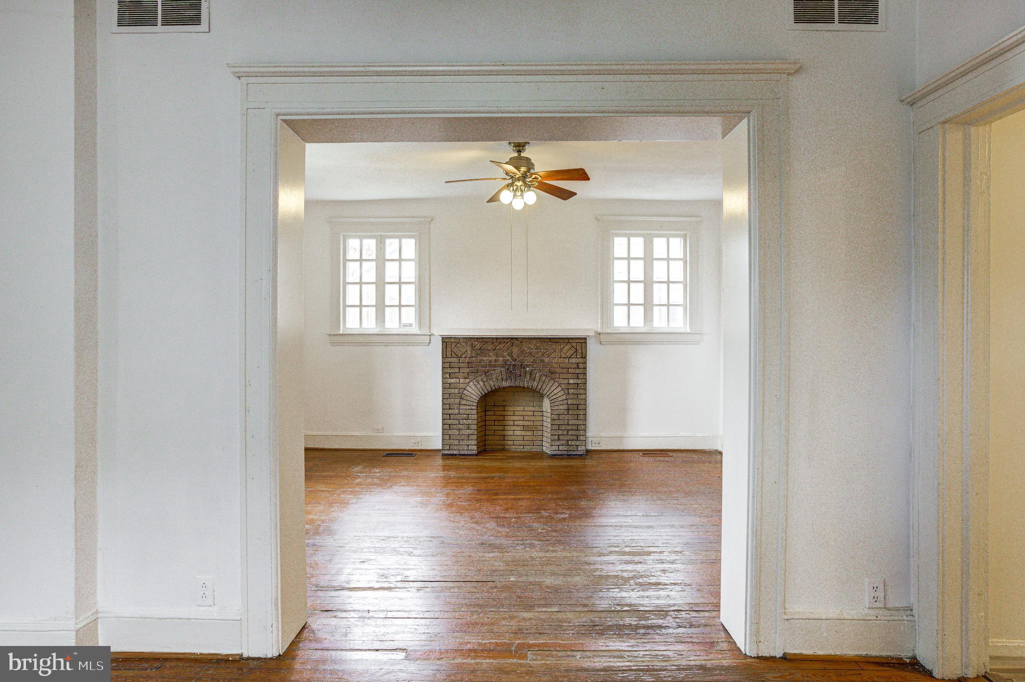 2505 Hamilton Avenue Baltimore, MD 21214 - Photo 7 of 30