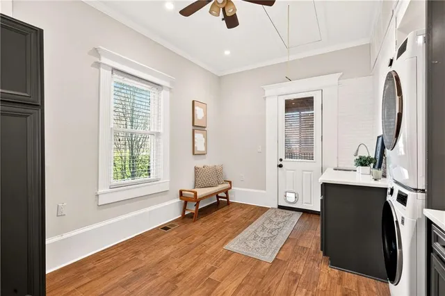 a house view with a outdoor space