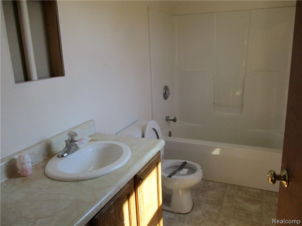 4539 Irene Street Inkster, MI 48141 - Photo 10 of 12 IMG_2773.JPG