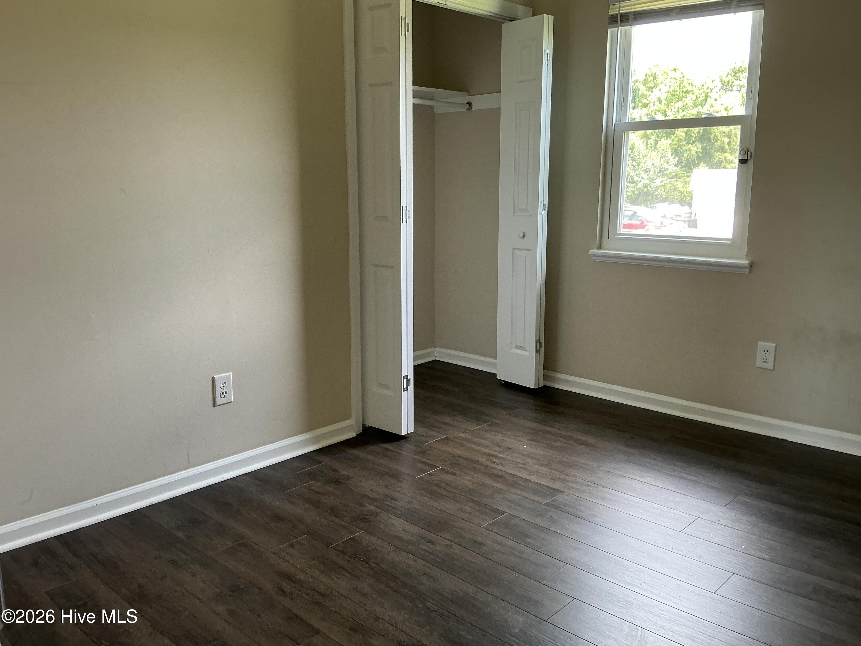 1011 Ridgecrest Lane Jacksonville, NC 28546 - Photo 17 of 21 Bedroom 2