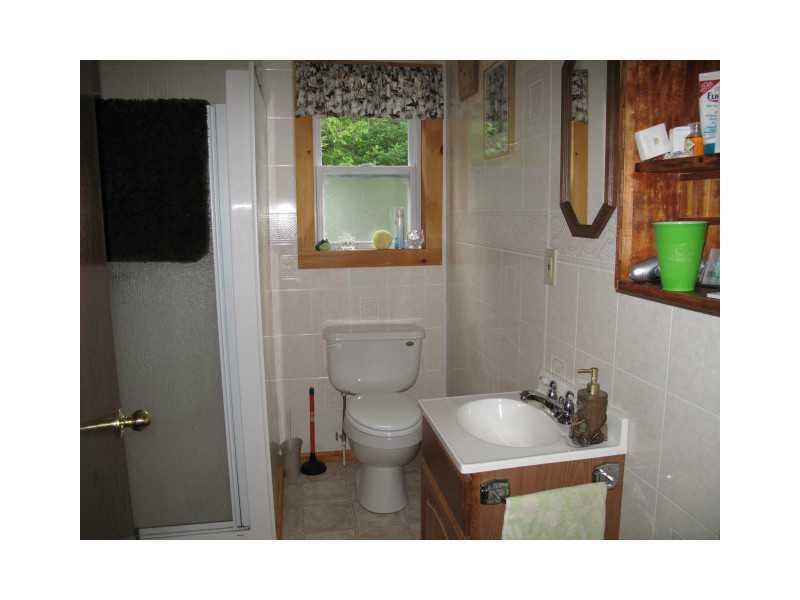 131 Cottage Road Rangeley, ME 04970 - Photo 14 of 20 Bathroom.