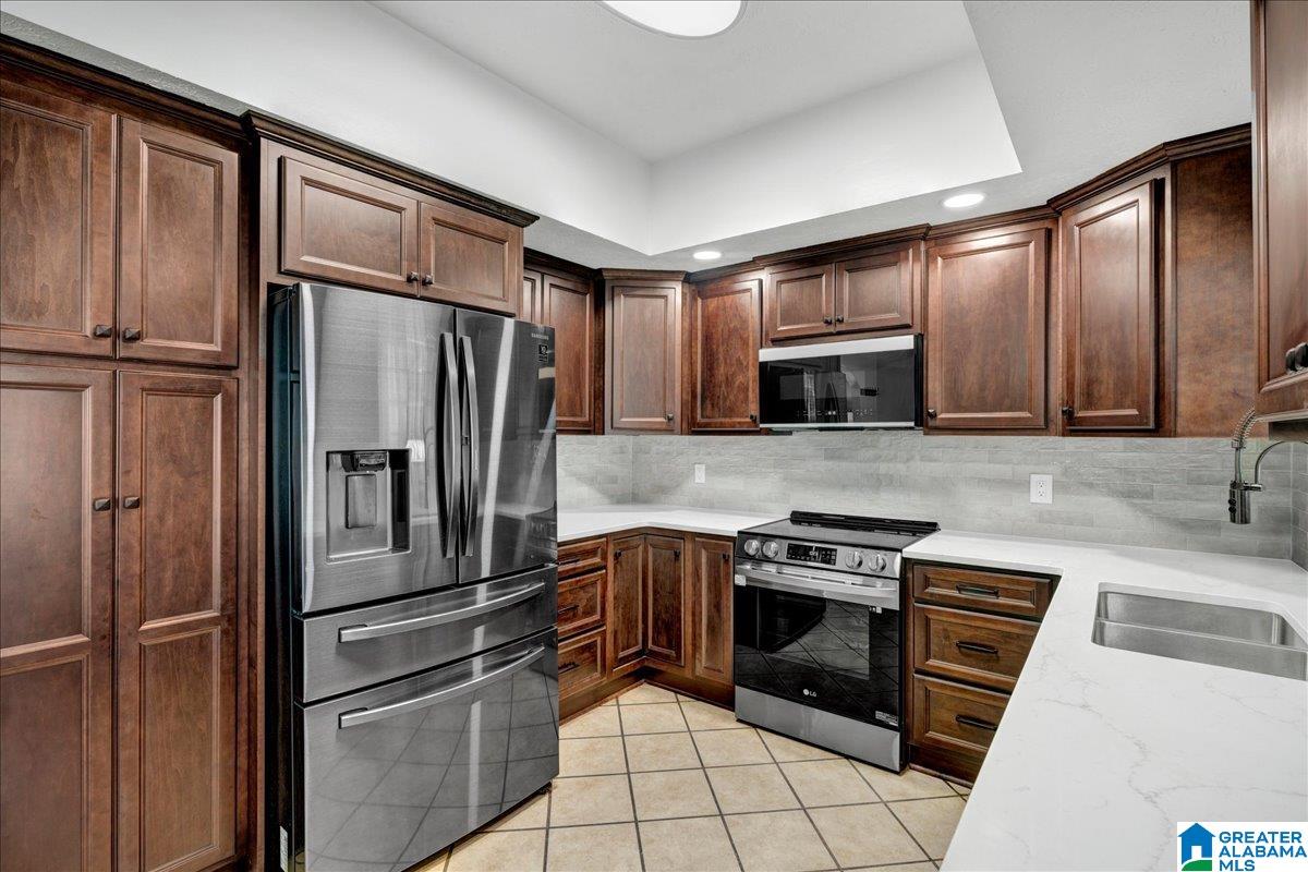 100 Victoria Station Alabaster, AL 35114 - Photo 8 of 26