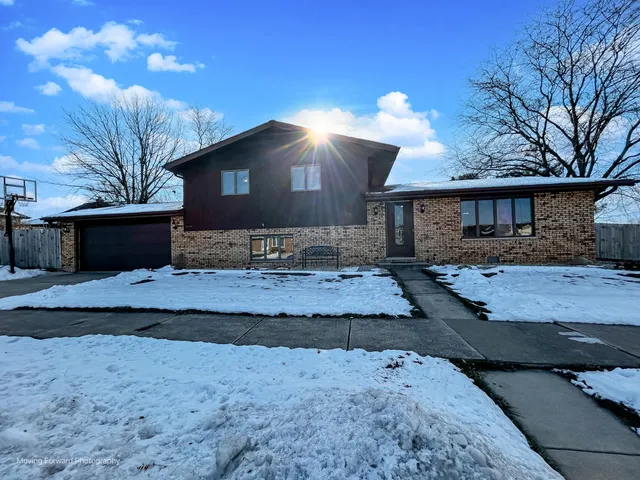 $339,750 | 940 Old Beach Road, Dyer, IN 46311