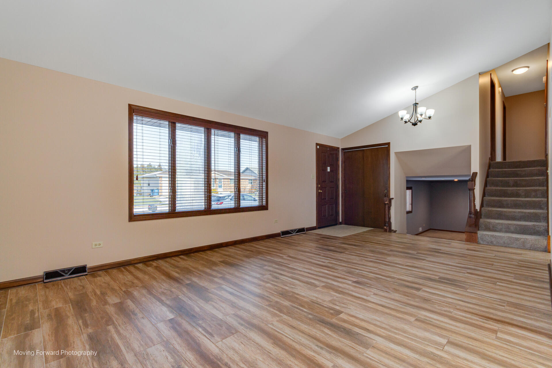 940 Old Beach Road Dyer, IN 46311 - Photo 7 of 29 1919x1280