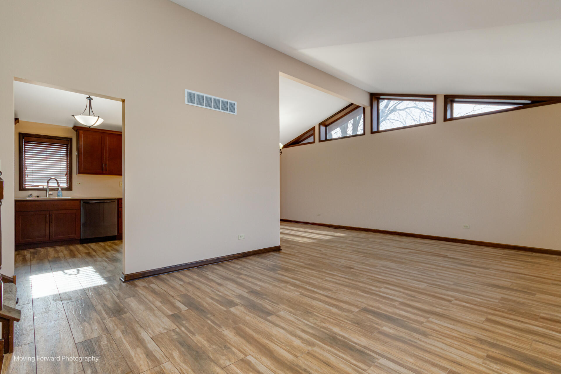 940 Old Beach Road Dyer, IN 46311 - Photo 8 of 29 1920x1280