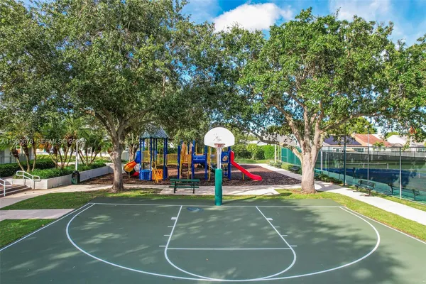 $777,000 | 14952 Southwest 149th Street, Miami, FL 33196