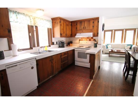 73 Hawk Pond Road Pittsfield, VT 05762 - Photo 7 of 25