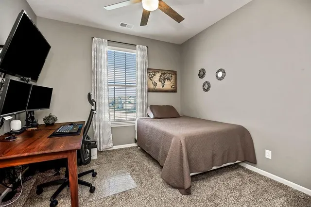 $475,000 | 1000 Northeast Brookfield Drive, Lee's Summit, MO 64086