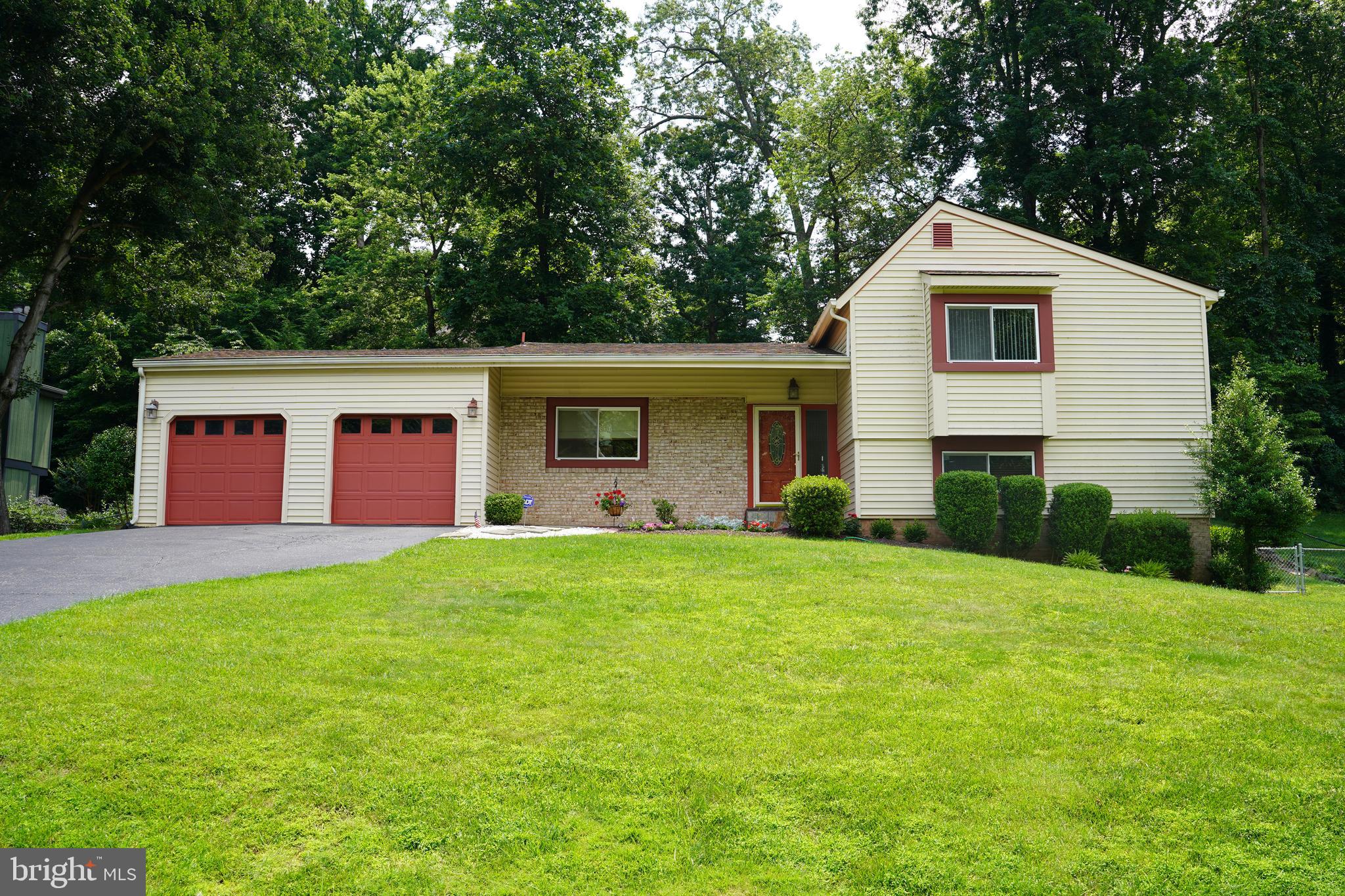 15125 Watergate Road Silver Spring, MD 20905 - Photo 1 of 24 House front