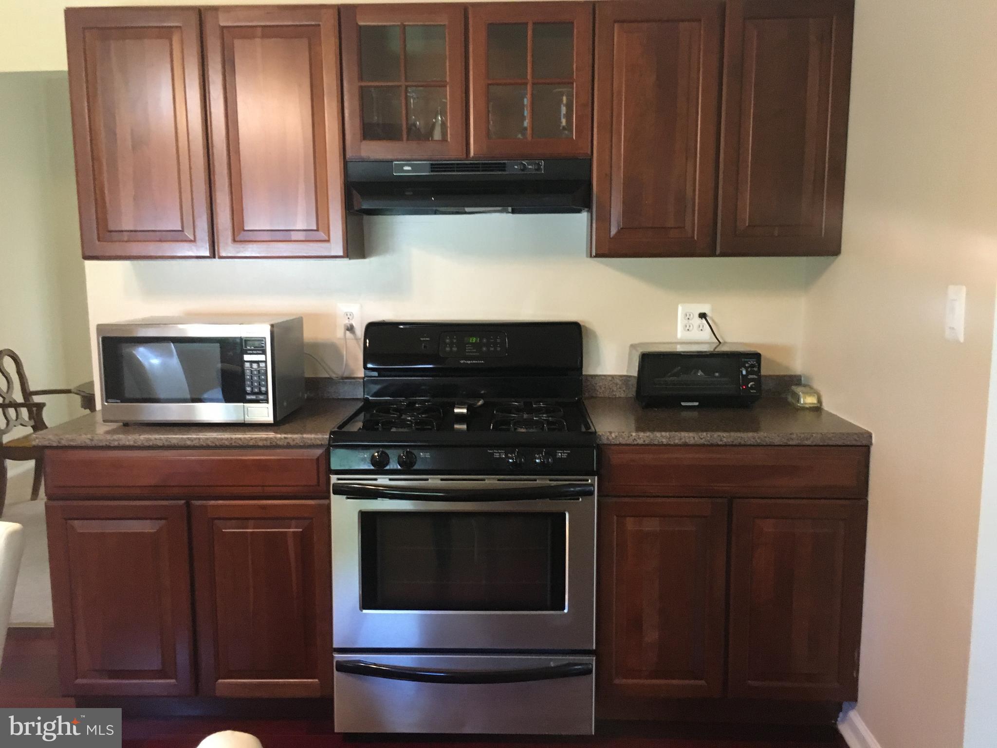 15125 Watergate Road Silver Spring, MD 20905 - Photo 9 of 24