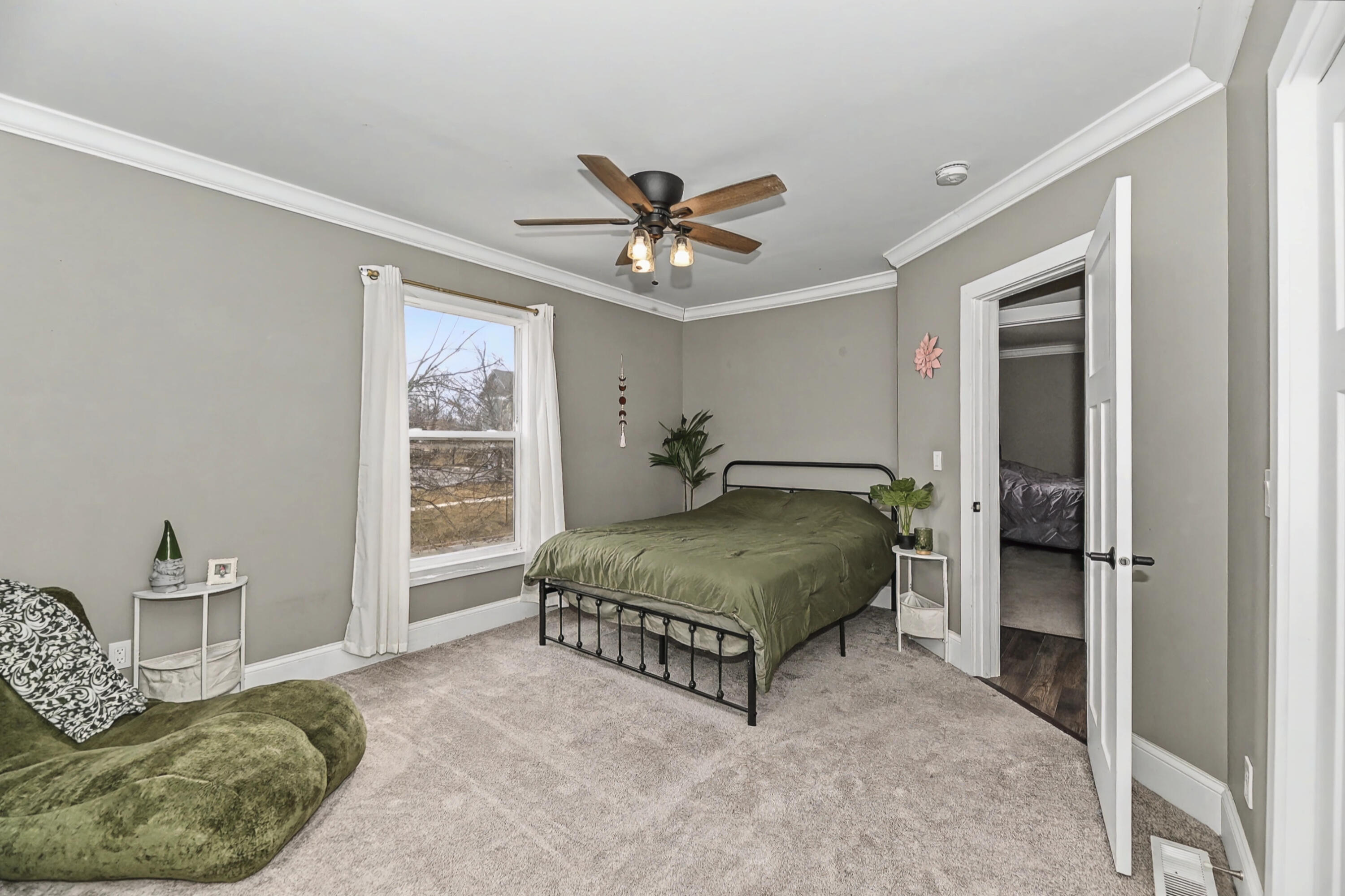 304 South Main Street Delavan, WI 53115 - Photo 17 of 27 Second Bedroom