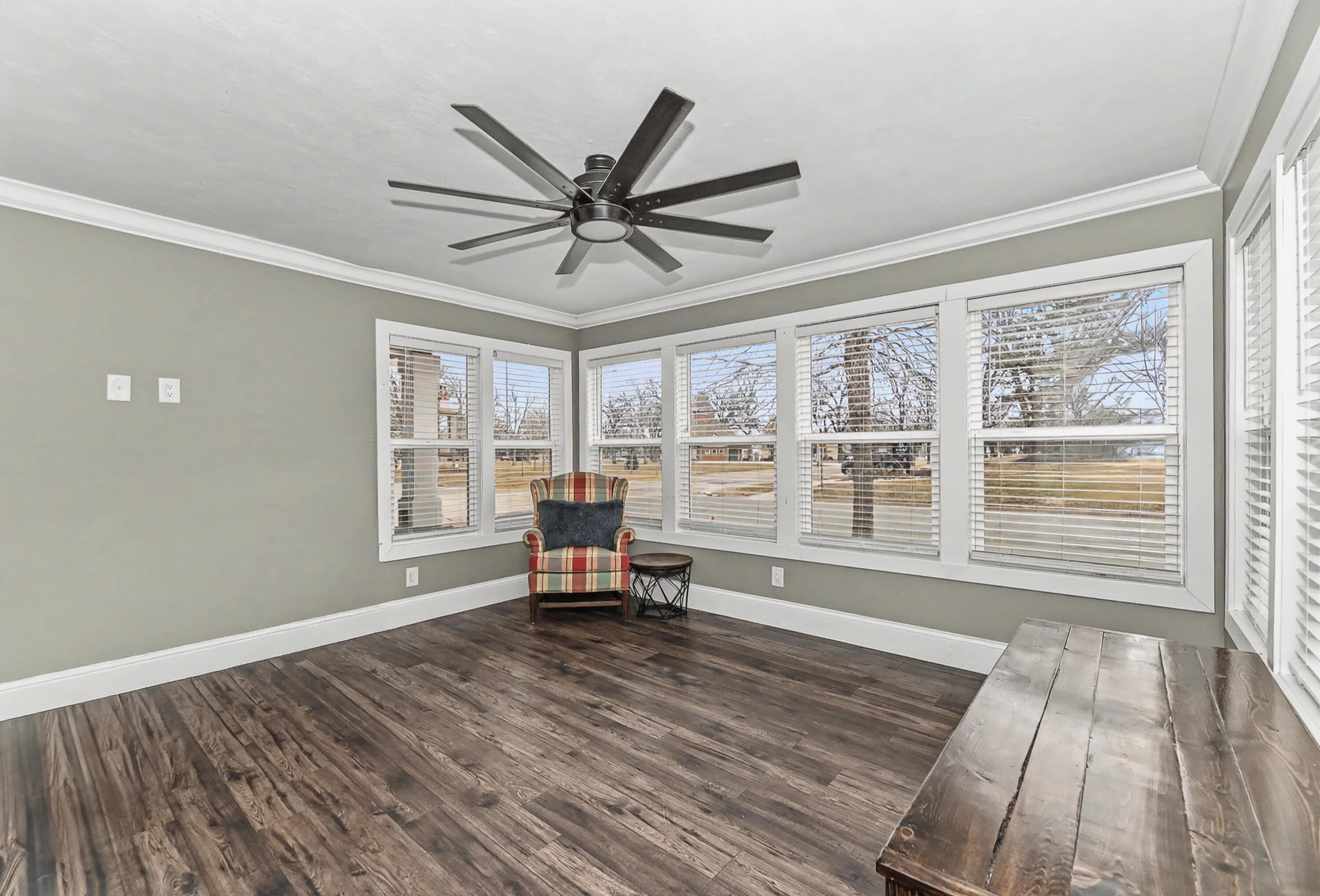 304 South Main Street Delavan, WI 53115 - Photo 7 of 27 Sun Room