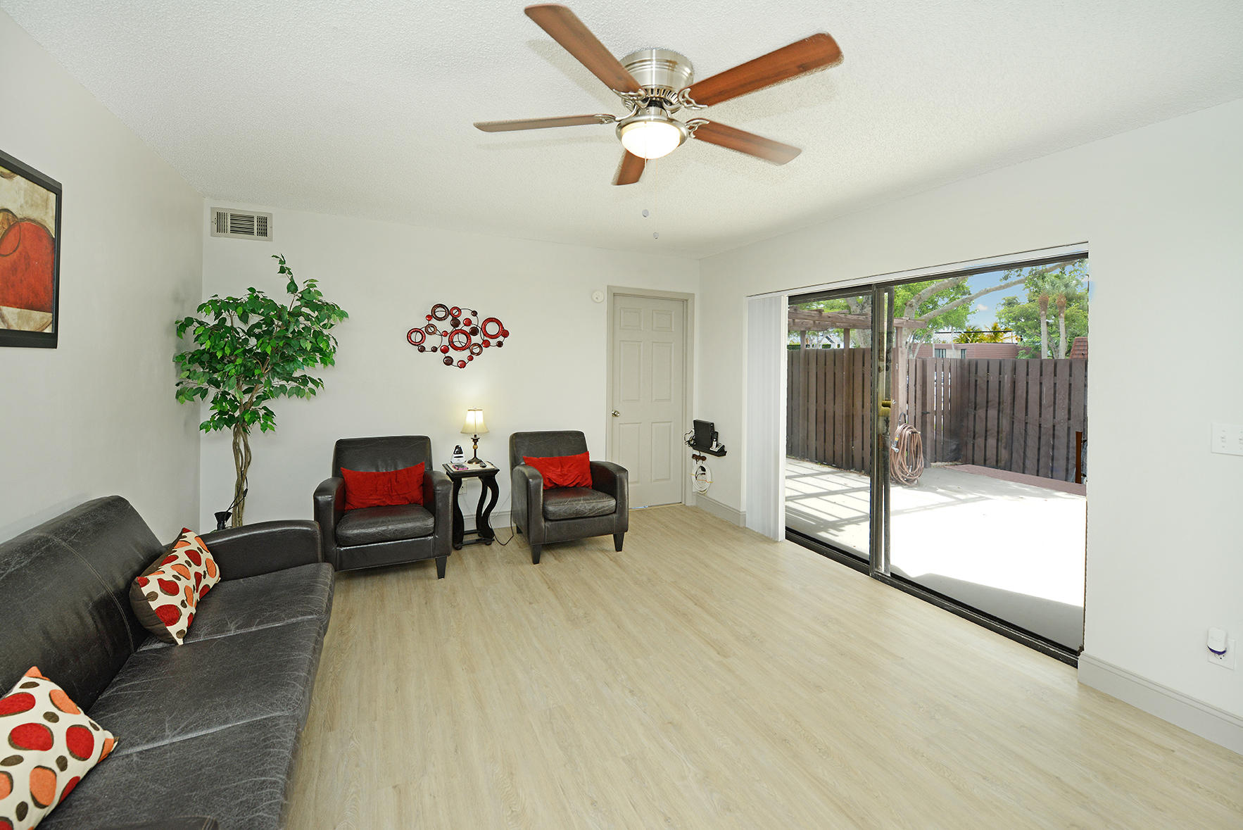 8042 Boca Rio Drive Boca Raton, FL 33433 - Photo 4 of 38 8042 Boca Rio Dr