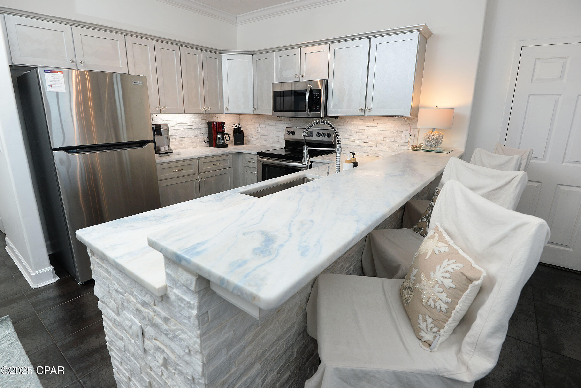 17545 Front Beach Road, Unit 1609 Panama City Beach, FL 32413 - Photo 10 of 39