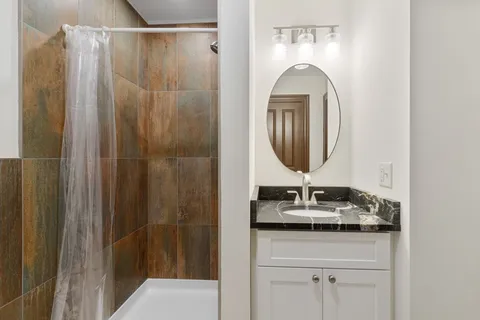 $4,200 | 88 Putnam Avenue, Unit 1, Cambridge, MA 02139