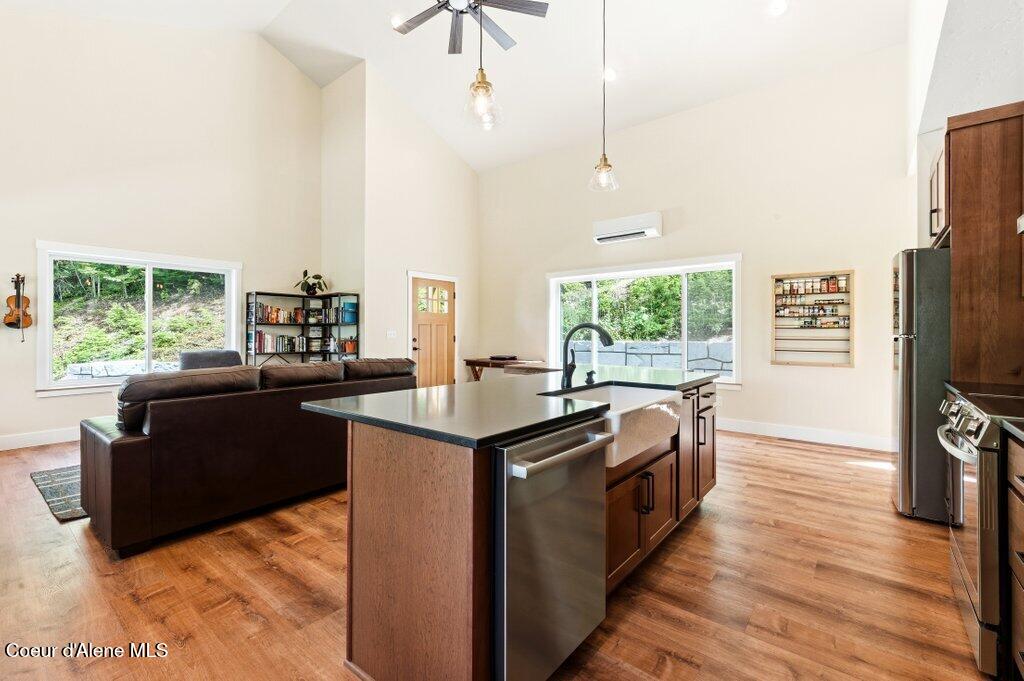 149 Idyllwild Road Sagle, ID 83860 - Photo 13 of 39 --15.jpg-SMALL