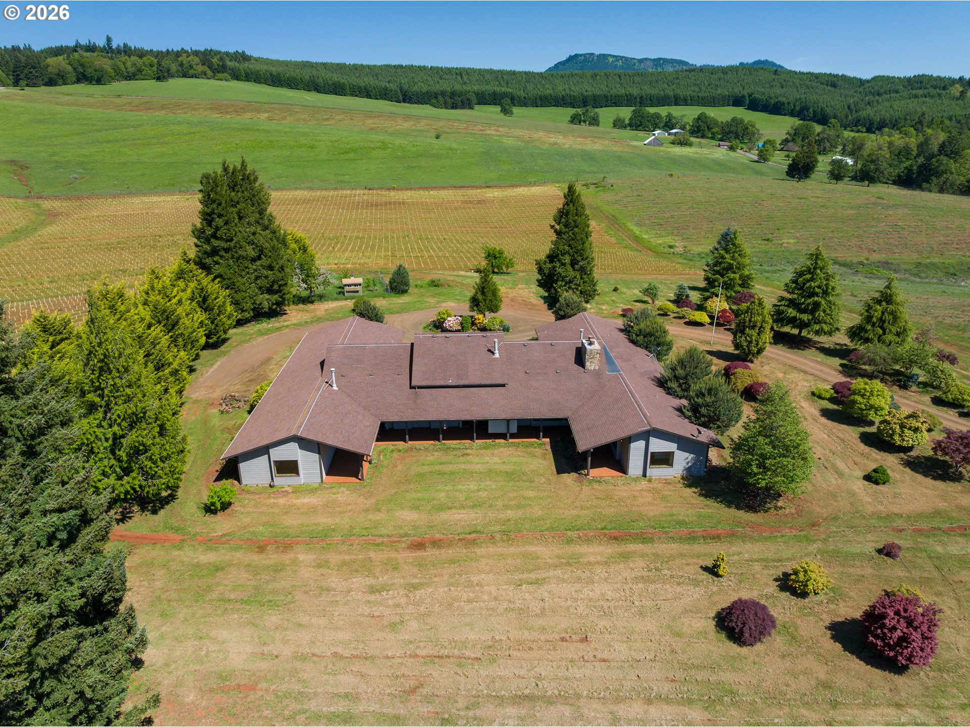 1488 Red Hill Road Oakland, OR 97462 - Photo 3 of 48