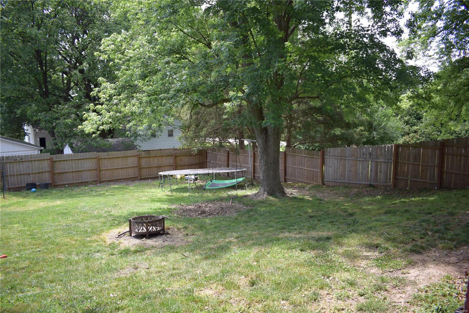 207 South Riebeling Street Columbia, IL 62236 - Photo 6 of 42 Gallery Image 6