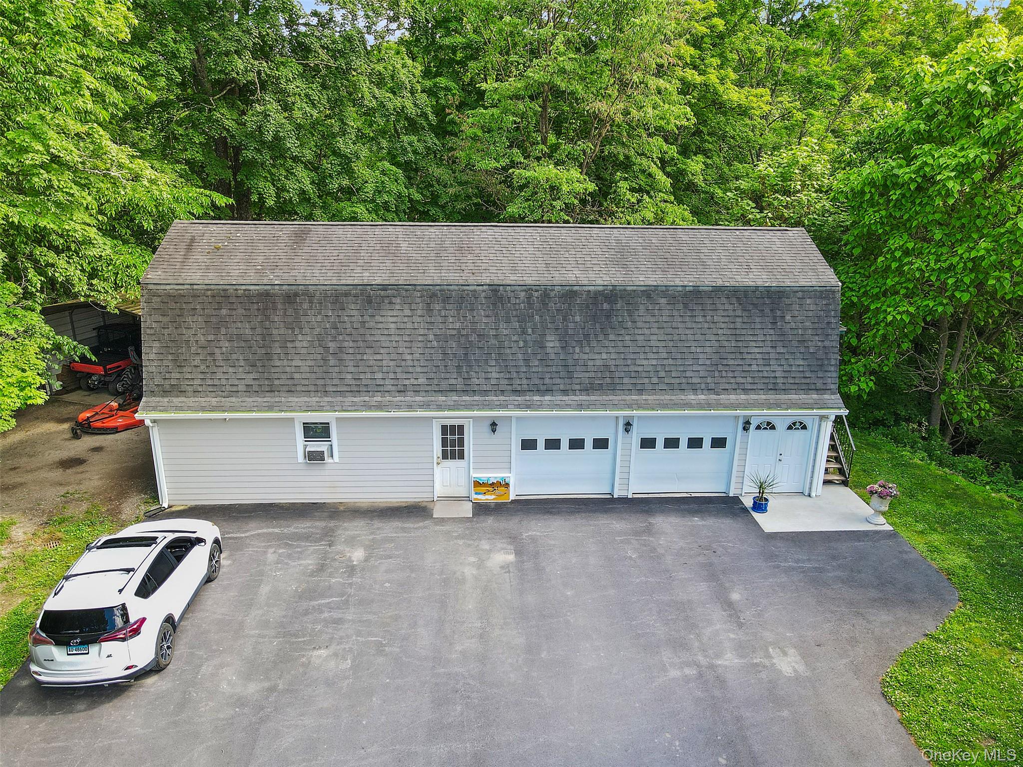 73 Lake Ellis Road Wingdale, NY 12594 - Photo 17 of 43 Garage with plenty of parking!
