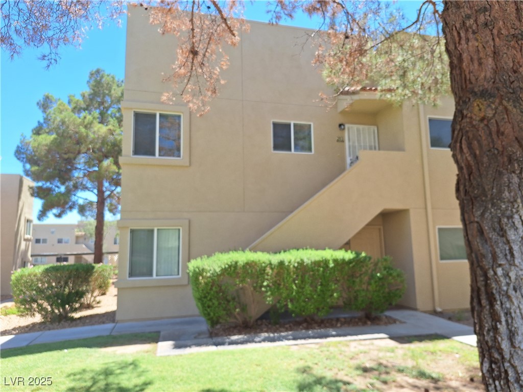 1802 North Decatur Boulevard, Unit 203 Las Vegas, NV 89108 - Photo 1 of 13 1802 N. Decatur #203 - Front of Building