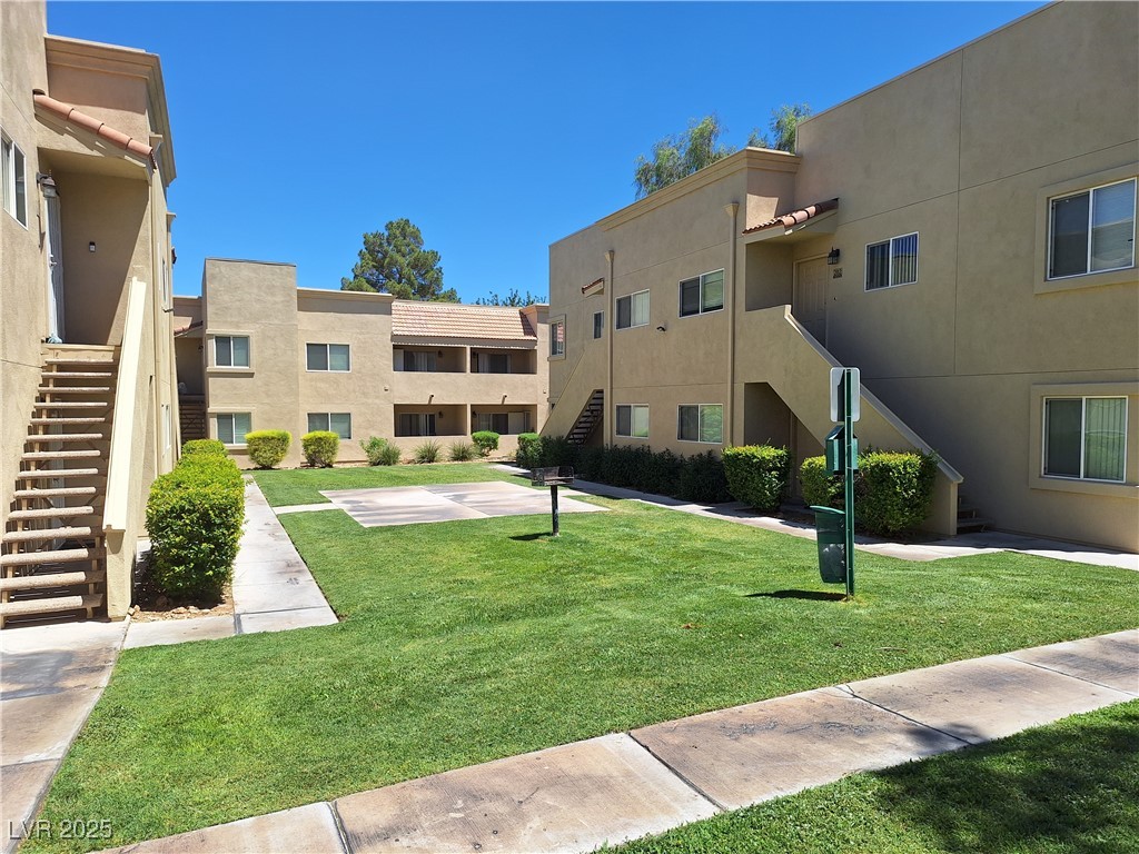 1802 North Decatur Boulevard, Unit 203 Las Vegas, NV 89108 - Photo 11 of 13 1802 N. Decatur #203 - Community Area