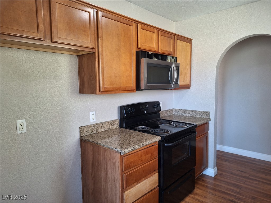 1802 North Decatur Boulevard, Unit 203 Las Vegas, NV 89108 - Photo 6 of 13 1802 N. Decatur #203 - Kitchen