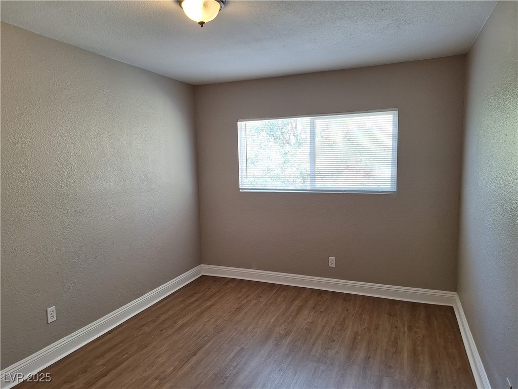 1802 North Decatur Boulevard, Unit 203 Las Vegas, NV 89108 - Photo 9 of 13 1802 N. Decatur #203 - Bedroom #2