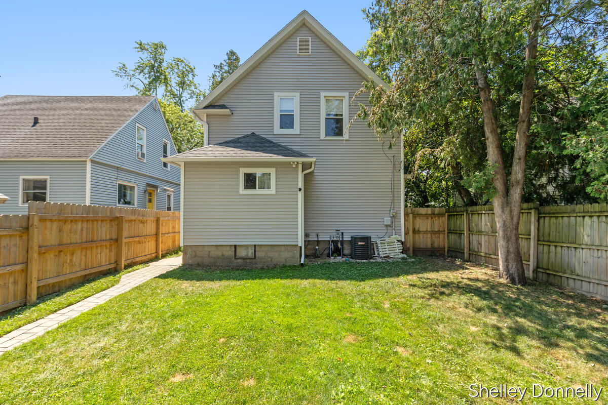 847 Innes Street Northeast Grand Rapids, MI 49503 - Photo 36 of 48 847-Innes_035