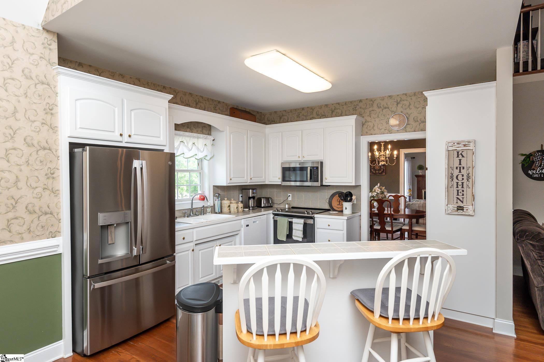 868 Shadow Creek Drive Inman, SC 29349 - Photo 12 of 36 Gallery Image 12