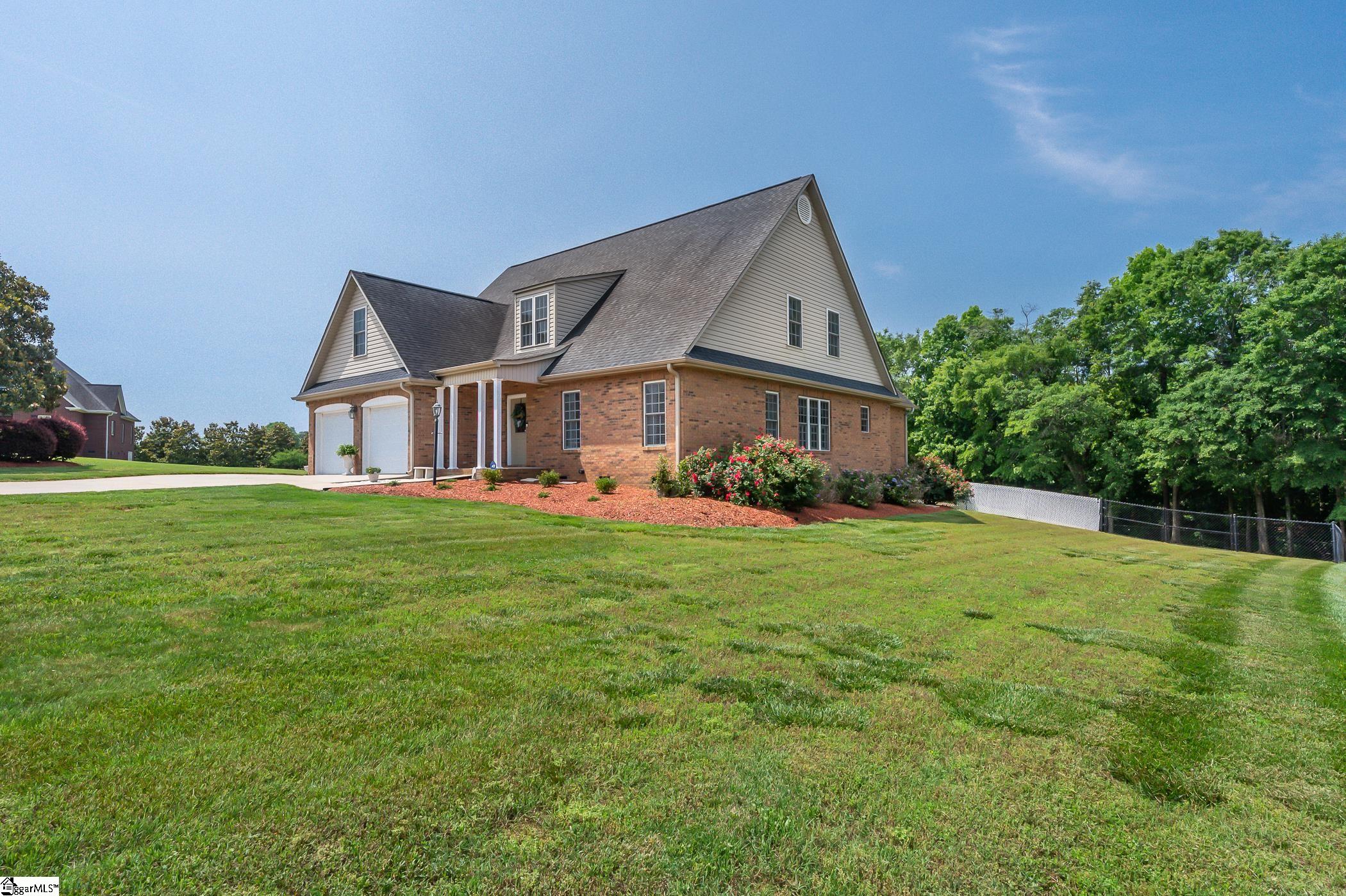 868 Shadow Creek Drive Inman, SC 29349 - Photo 3 of 36 Gallery Image 3