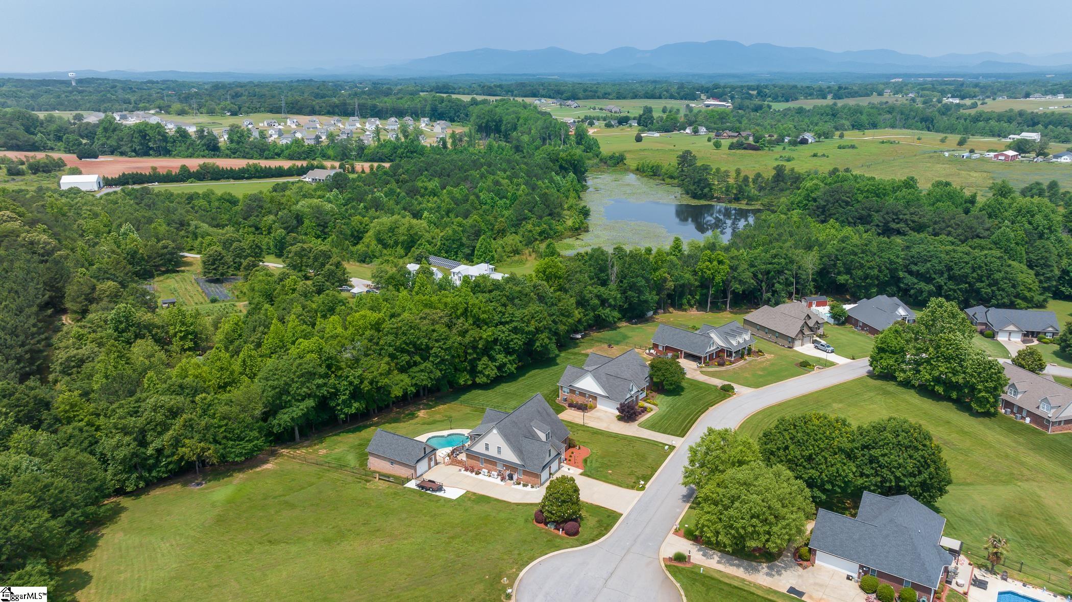 868 Shadow Creek Drive Inman, SC 29349 - Photo 35 of 36 Gallery Image 35