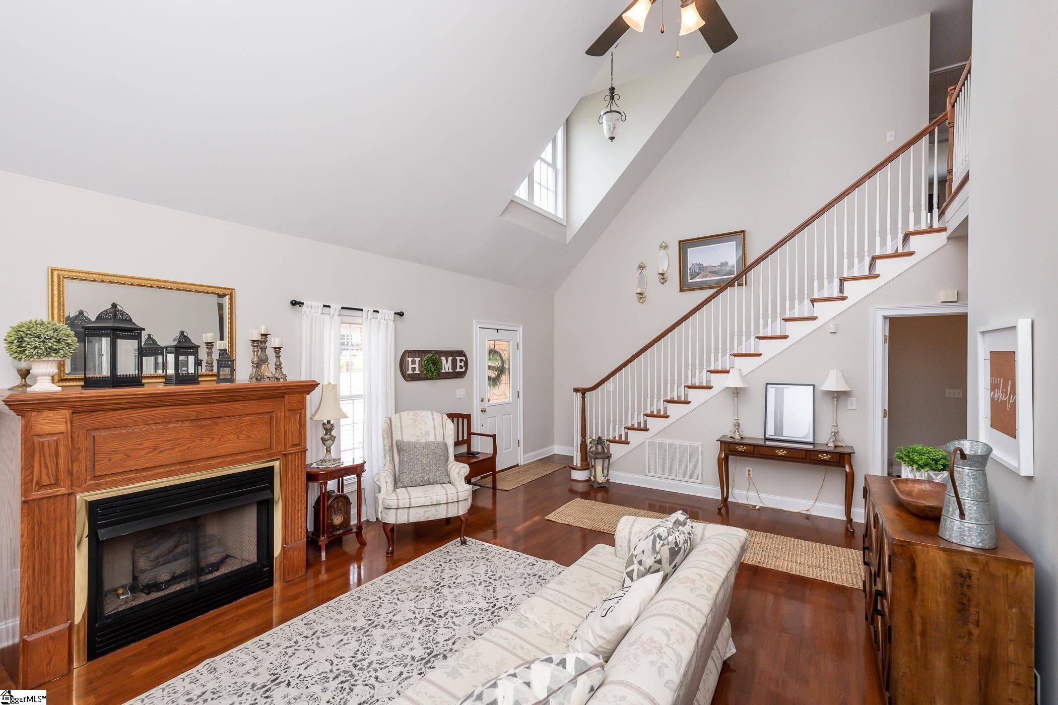 868 Shadow Creek Drive Inman, SC 29349 - Photo 6 of 36 Gallery Image 6
