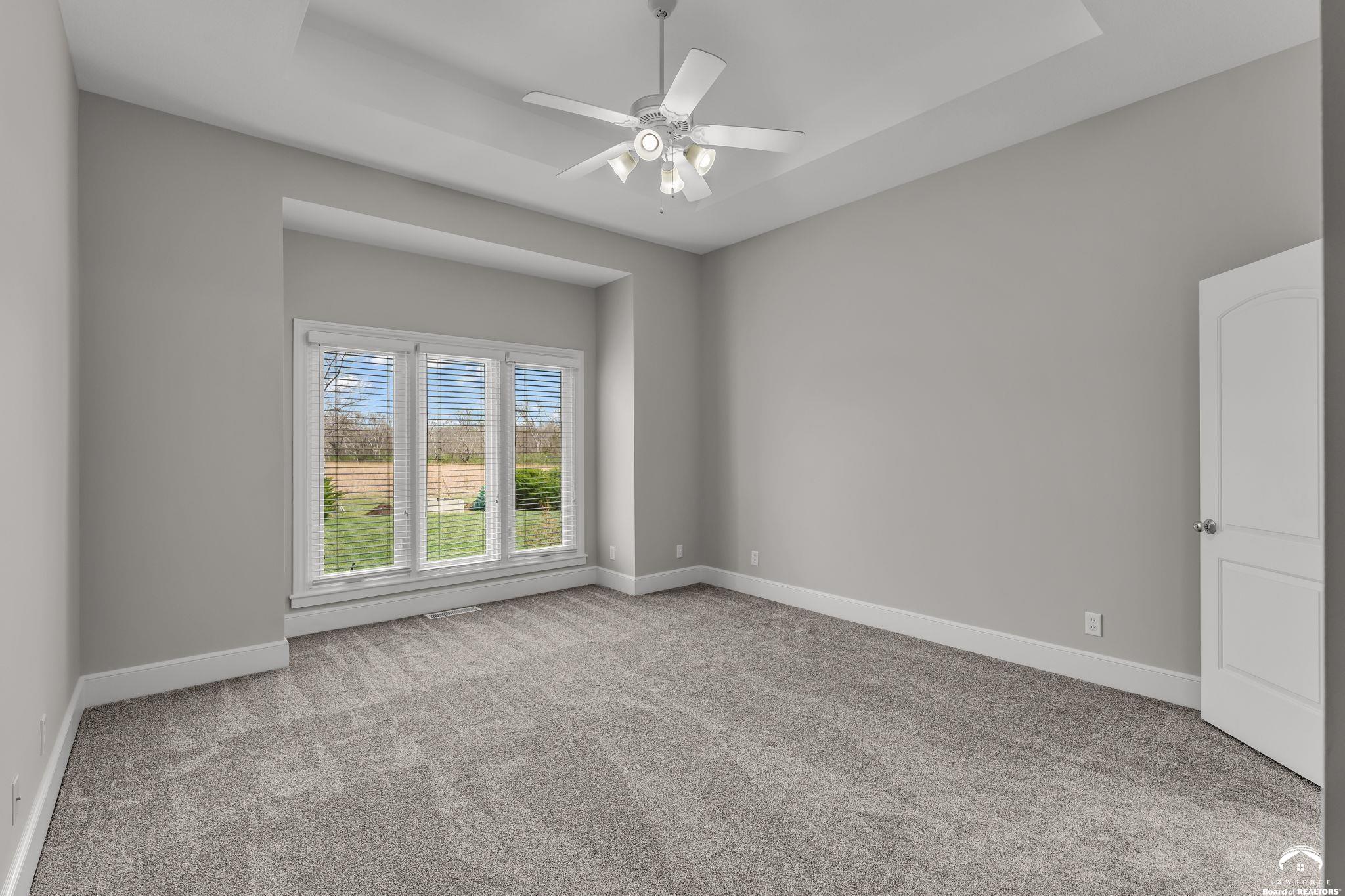 5918 Longleaf Drive Lawrence, KS 66049 - Photo 21 of 40