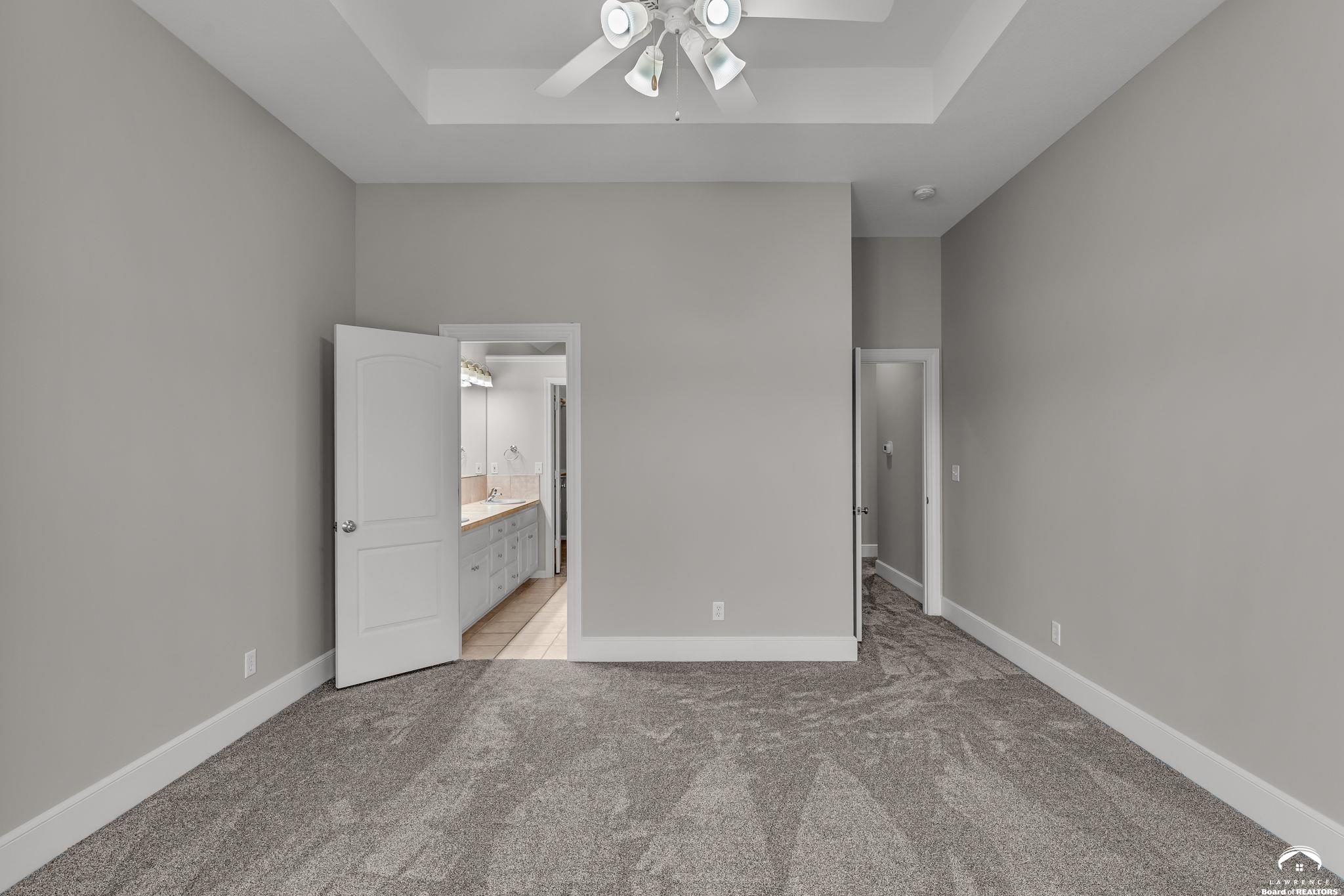 5918 Longleaf Drive Lawrence, KS 66049 - Photo 22 of 40