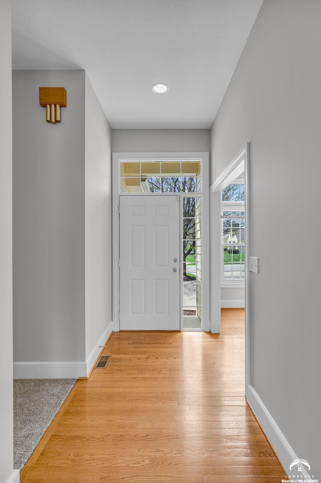 5918 Longleaf Drive Lawrence, KS 66049 - Photo 7 of 40