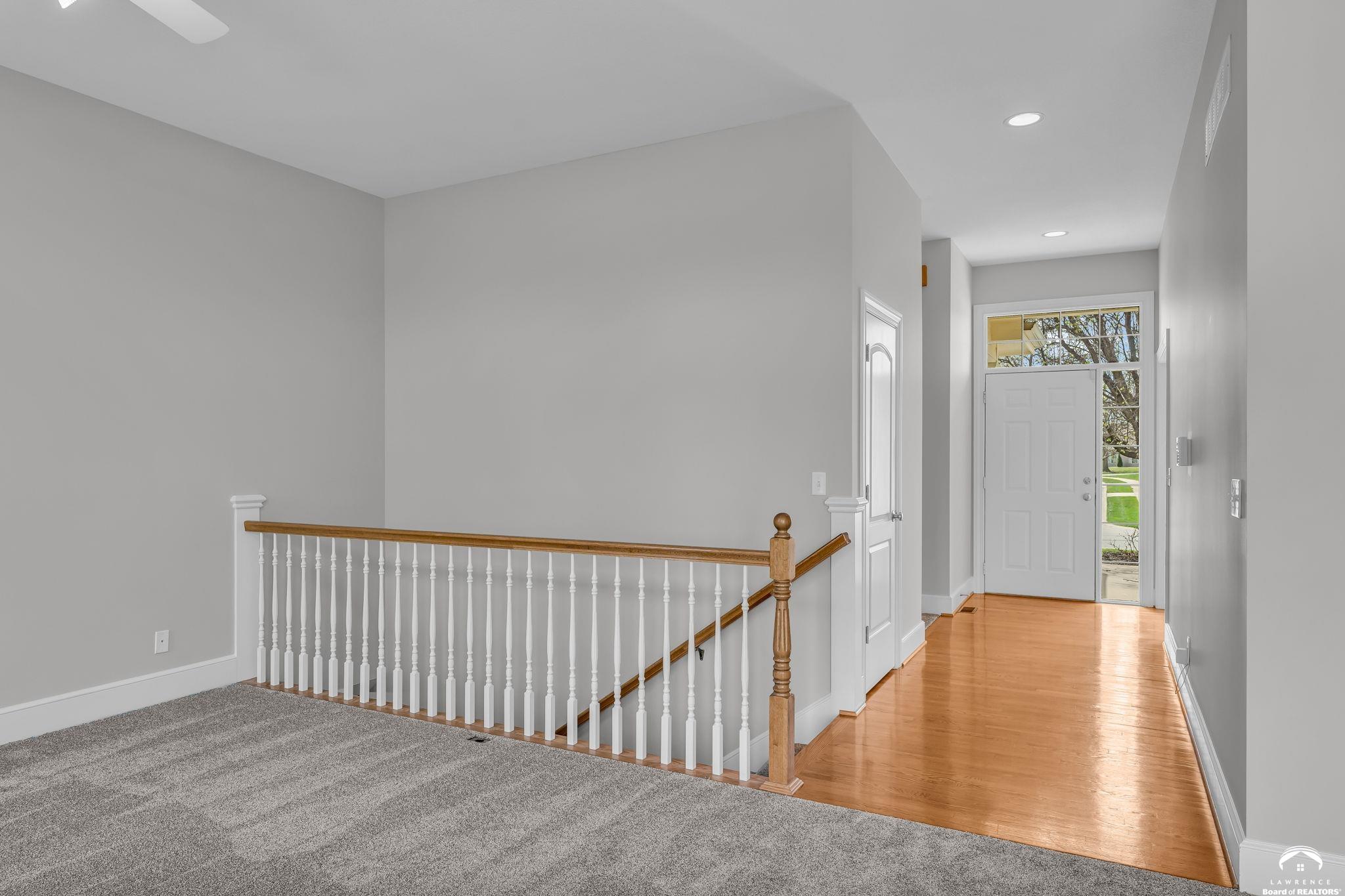 5918 Longleaf Drive Lawrence, KS 66049 - Photo 8 of 40