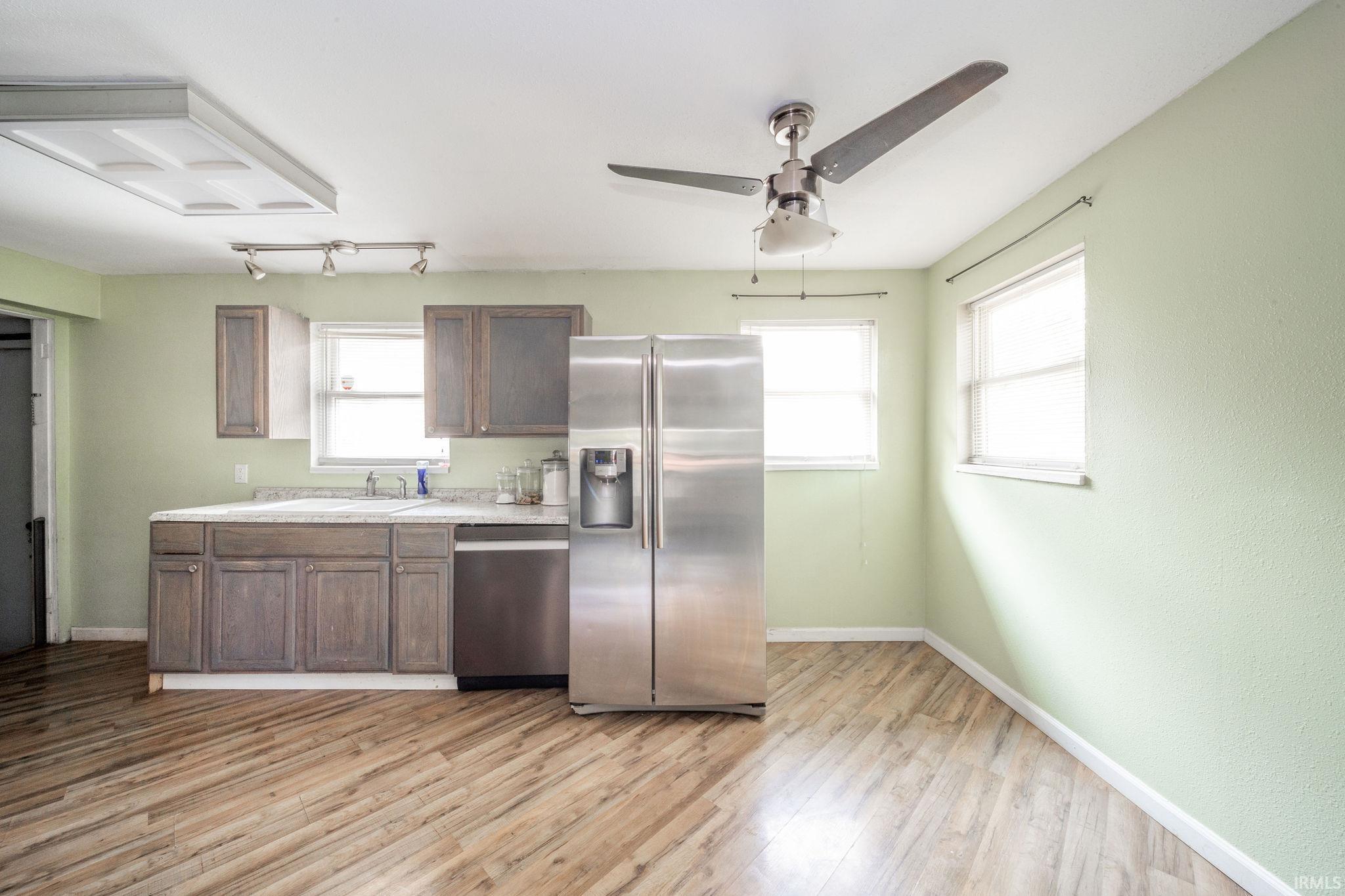 406 South Stradling Road Muncie, IN 47304 - Photo 13 of 32