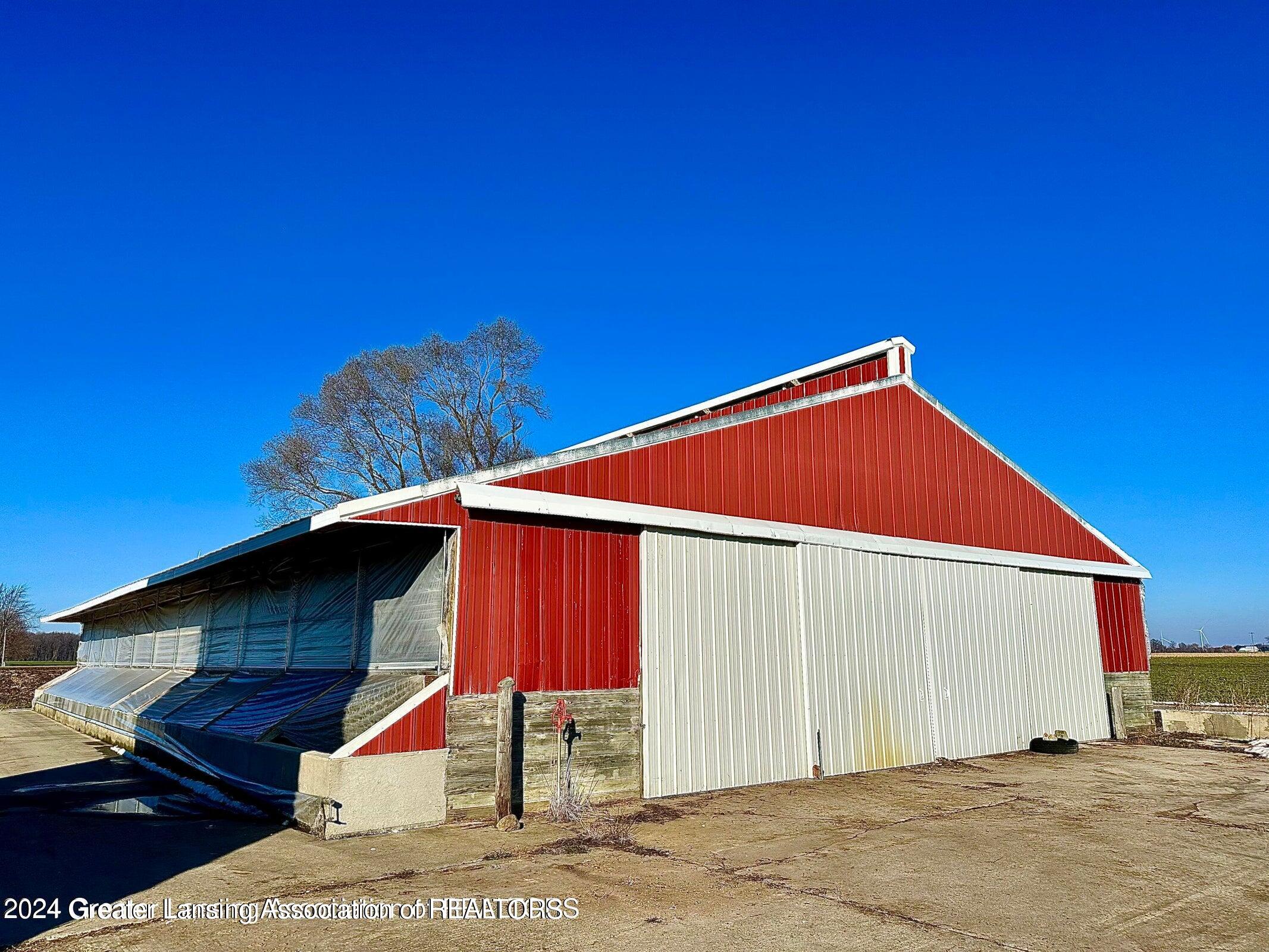 7611 West Hayes Road Middleton, MI 48856 - Photo 56 of 73 52