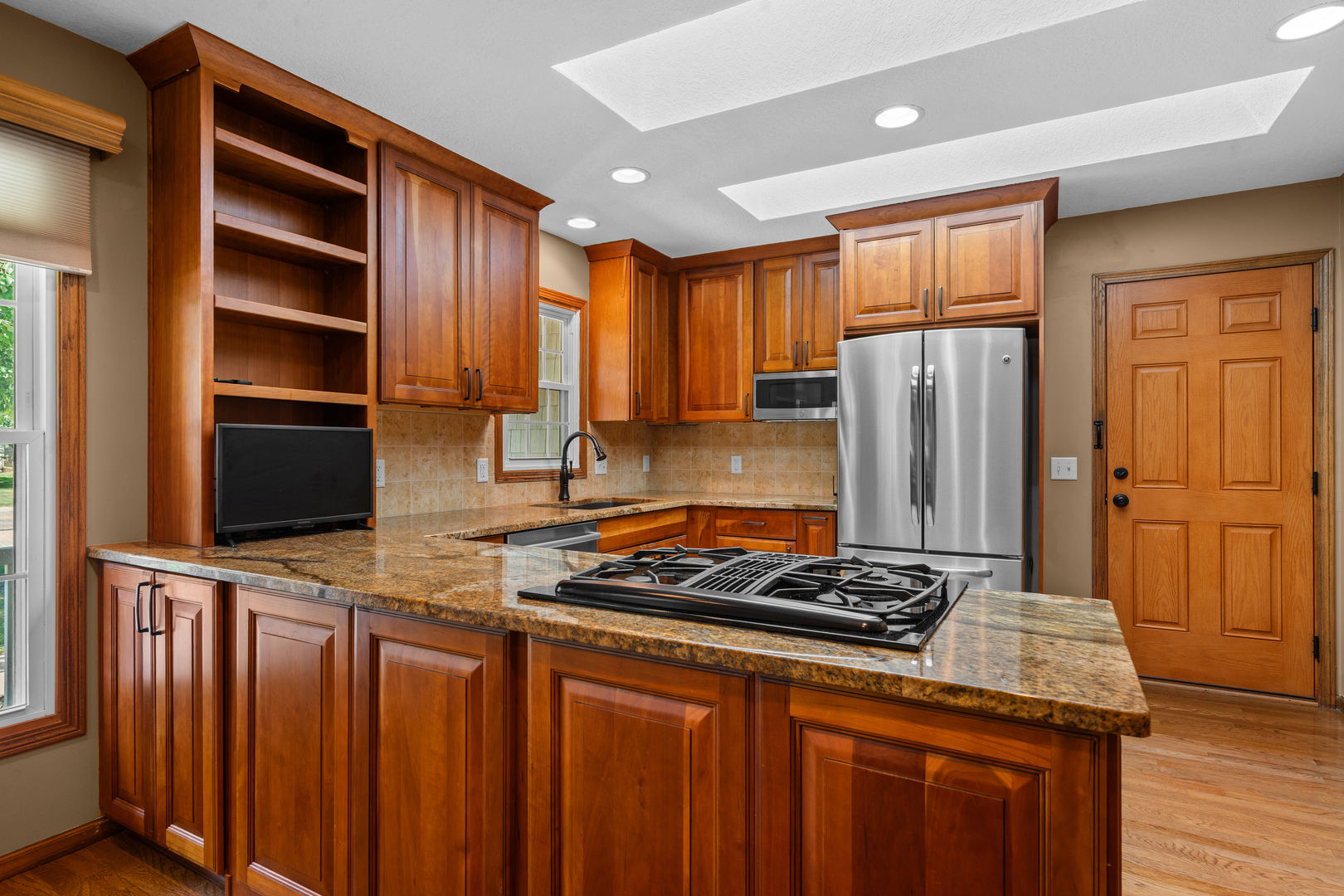 6119 Utica Ridge Road Davenport, IA 52807 - Photo 11 of 28 Gallery Image 11