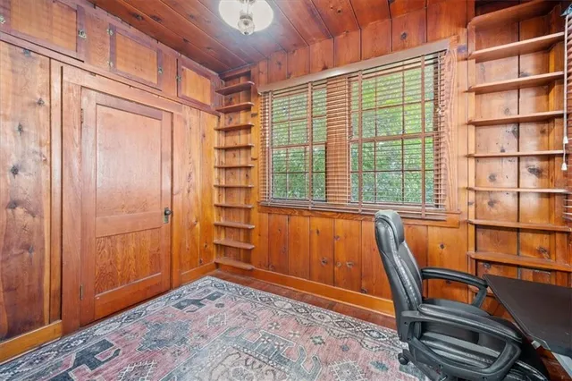 $3,800 | 2608 Magazine Street, New Orleans, LA 70130