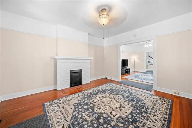 $3,800 | 2608 Magazine Street, New Orleans, LA 70130